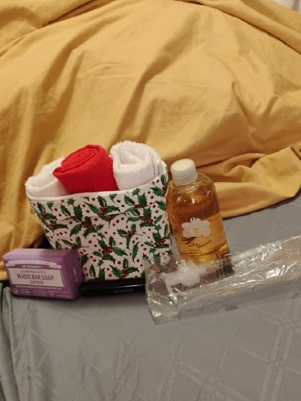 Holiday Floral Bath Set with Red & White Towels and Vanilla Hand Soap.